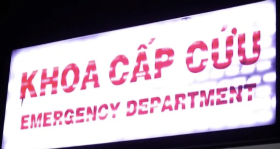 Bé gái 13 tuổi đang ngủ bỗng rơi vào hôn mê nguy kịch