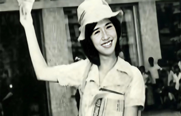 Cô bé bán báo 'Biệt động Sài Gòn': Làm tiếp viên hàng không, sống kín tiếng