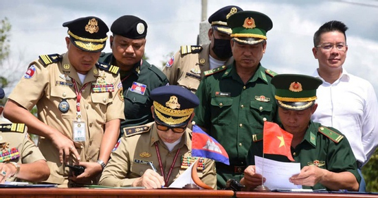 Từ lời hứa việc nhẹ đến roi điện, súng ống: Hành trình cay đắng của người lao động trẻ