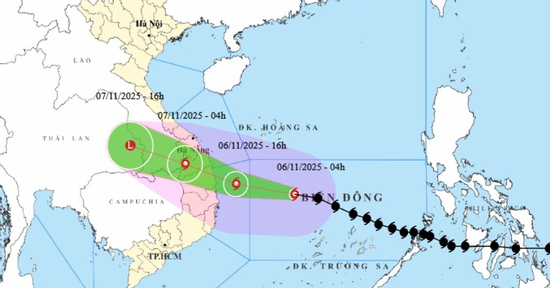 Bão số 13 Kalmaegi vẫn mạnh cấp 14, giật cấp 17, cách Quy Nhơn 310km