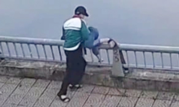 Bố của nam sinh bị bạn hành hung rồi hất xuống hồ: 'Hai cháu chơi thân, tôi không ngờ xảy ra chuyện'