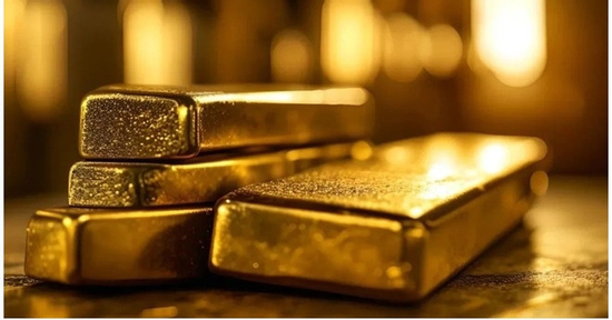 Mua thỏi vàng 50g ở ngân hàng, người phụ nữ tá hỏa khi phát hiện sự thật