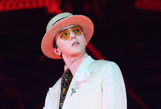 G-Dragon gọi Việt Nam là 'nhà', hơn 50.000 fan bùng nổ trong concert đầu tiên