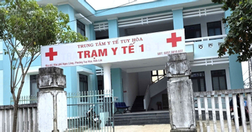 Nhân viên y tế không cho sản phụ, trẻ nhỏ vào tránh lũ, trạm trưởng lý giải