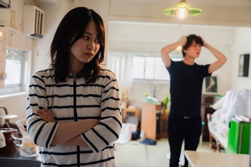 Tôi sợ hãi trước quan điểm dạy con của nhà vợ: 'Con gái chỉ cần có ngoại hình'