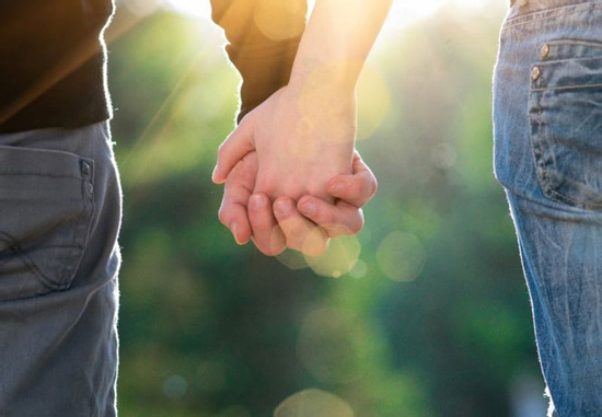 Không phải tiền bạc, điều khiến phụ nữ say mê là ba thứ này ở đàn ông