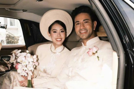 Tiên Nguyễn gây sốt khắp MXH khi khoe chồng Tây theo cách đặc biệt sau siêu đám cưới