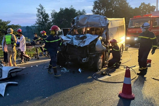 Vụ tai nạn làm 4 người tử vong: Toàn tuyến cao tốc không có trạm dừng nghỉ