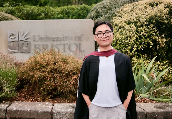 10X Việt đạt thạc sĩ xuất sắc nhờ hỗ trợ từ ChatGPT 'giải thích như trẻ 5 tuổi'