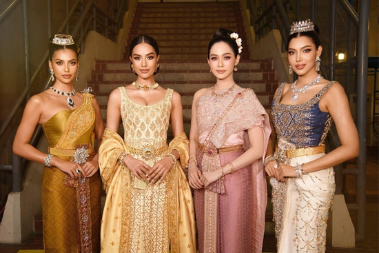 Dàn hoa hậu tại khai mạc SEA Games 33 ở Thái Lan