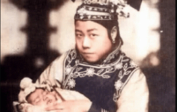 Hậu cung nhà Thanh: Tại sao phi tần buộc phải xa con ngay từ khi chào đời?