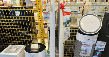 Không khí Hà Nội báo động đỏ, máy lọc không khí bán chạy