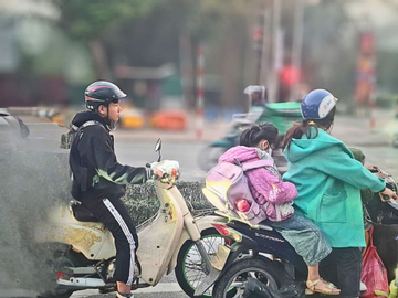 Phụ huynh xin nghỉ học cho con: Đừng để con trẻ ‘bóc mẽ’ người lớn