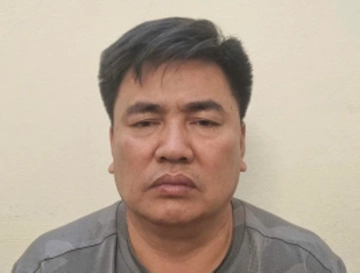 Danh tính kẻ vi phạm giao thông đẩy đại uý CSGT vào đầu xe tải