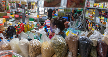 Thói quen chạy ù ra mua hàng khiến nhiều chợ truyền thống 'đói khách'