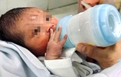 Thông tin mới về bé sơ sinh bị “vùi lấp” ở Gia Lai, công an vẫn đang làm rõ