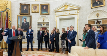 Hé lộ mức lương đáng mơ ước của những người làm việc tại Nhà Trắng