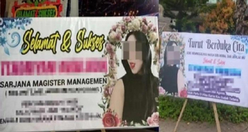 Người vợ đặt tấm biển 'tiểu tam' tại lễ tốt nghiệp gây xôn xao mạng xã hội