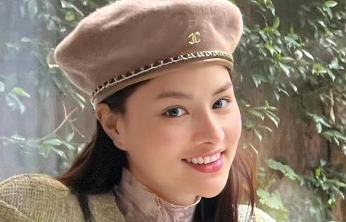 Siêu mẫu Thu Phương hậu ly hôn với chồng cũ đại gia hơn 9 tuổi