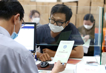 Có được cùng lúc tham gia BHXH bắt buộc và tự nguyện để được hưởng lương hưu cao hơn?