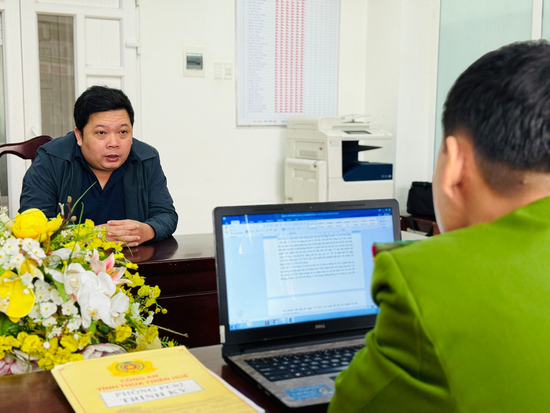 Nhiều phụ huynh bị lừa tiền vì tìm cách 'chạy trường' cho con