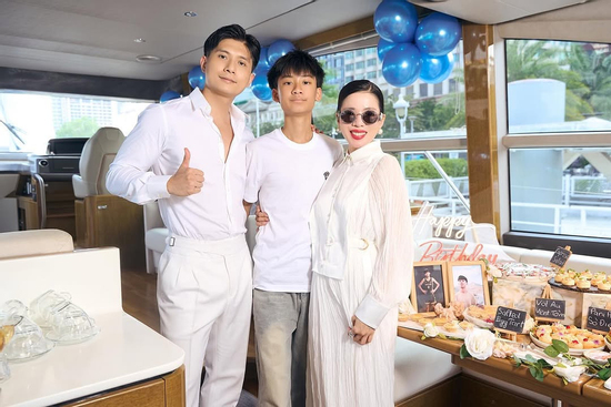 Lệ Quyên 'quay lén' khoảnh khắc Lâm Bảo Châu và con riêng Kỳ Anh