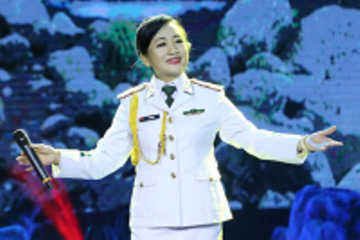 Nữ Đại tá được mệnh danh 'chim sơn ca núi rừng', từng hát ở SEA Games là ai?