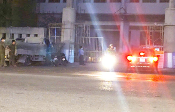 Sập giàn giáo tại Nhà thi đấu Phú Thọ, 1 người tử vong