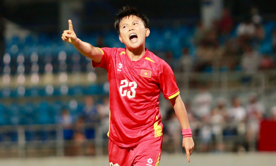 Trọng tài xử ép trắng trợn, tuyển nữ Việt Nam thua đau ở chung kết SEA Games 33