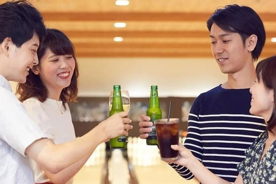 Họp lớp 20 năm, tôi bàng hoàng nhận ra: Điểm cao không còn quyết định cuộc đời