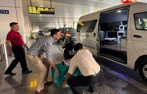 Kỳ diệu ca ghép tim xuyên Việt, đưa trái tim từ Bắc vào Nam cứu sống bé trai 9 tuổi