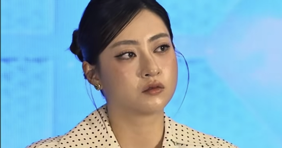 Lương Thùy Linh với gương mặt bầu bĩnh gây sốt mạng xã hội