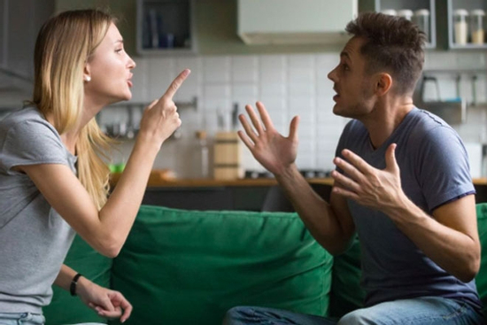 Nợ nần, hiếm muộn và cái giá của việc nuông chiều vợ thái quá