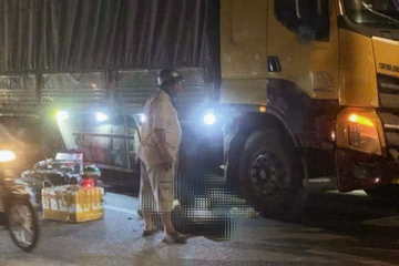 Hai thiếu niên tử vong trong vụ tai nạn với xe tải ở TP.HCM