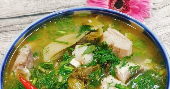 Người đàn ông tổn thương gan, thận sau khi ăn cố bát canh cá