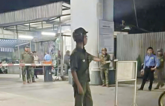 Nam bảo vệ bệnh viện bị đâm tử vong