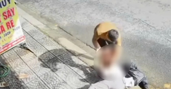 Truy bắt đối tượng dùng hung khí tấn công người phụ nữ giữa đường ở Đà Nẵng