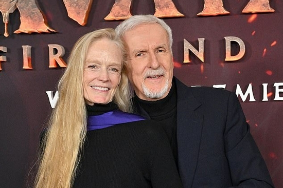 Chuyện tình của đạo diễn 'Avatar 3'