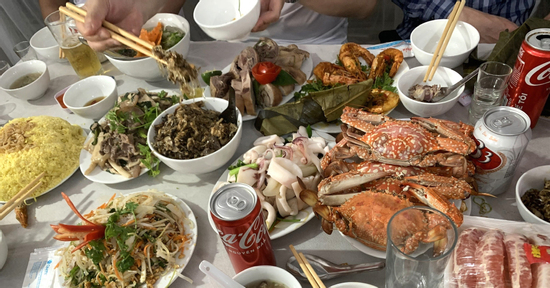 Nhà gái chi 200 triệu đồng làm đám cưới, lỗ 70 triệu vẫn thấy ấm lòng