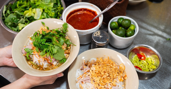 Những đặc sản của Việt Nam được xếp hạng 'ngon nhất thế giới 2025'