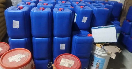 Phát hiện hơn 11.000 kg hóa chất không rõ nguồn gốc ở Cà Mau