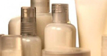 Bộ Y tế thu hồi toàn quốc lô gel tắm và vệ sinh chứa thành phần không công bố