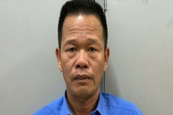 Giám đốc bị bắt vì dùng hợp đồng chỉ định thầu 'ma'