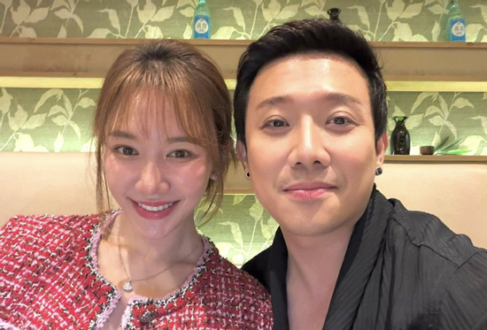 9 năm hôn nhân của Trấn Thành - Hari Won: Nhà trai đòi 'ký hợp đồng' vô thời hạn