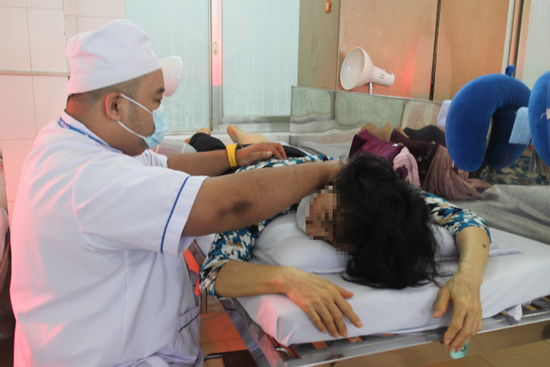 Chóng mặt kéo dài, nguy cơ tiềm ẩn đột quỵ