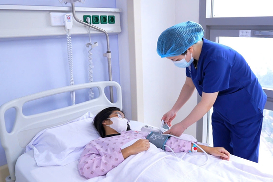 Nữ bệnh nhân đột quỵ bác sĩ chỉ ra nguyên nhân bất ngờ