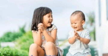 Vì sao cha mẹ thường cảm thấy con thứ thông minh hơn con cả, sự thật có như vậy?