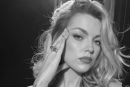 Người mẫu 31 tuổi bị bạn trai sát hại, giấu xác trong vali giữa rừng