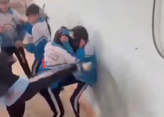 Nữ sinh lớp 7 bị bạn đánh hội đồng vẫn chưa thể trở lại lớp