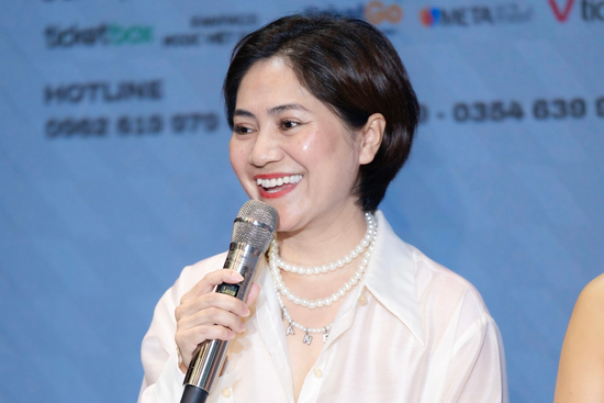 Nhà sản xuất 'Về đây bốn cánh chim trời' hủy 2 đêm nhạc trong một tháng